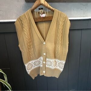 Vintage Cable Knit Button-Up Sweater Vest - Tan‎ and White size Medium